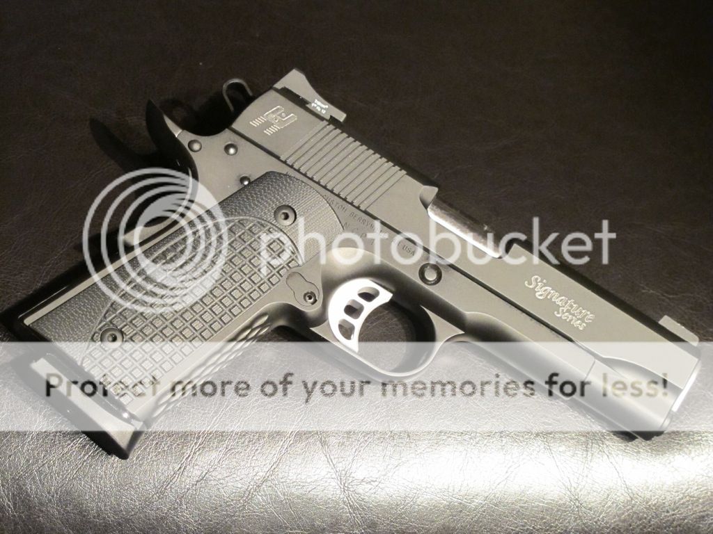 Fresh in from Berryville Nighthawk Custom Heinie Signature Compact