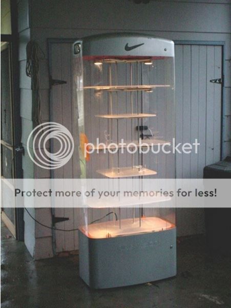NIKEDISPLAYSTAND01.jpg?t=1364704322