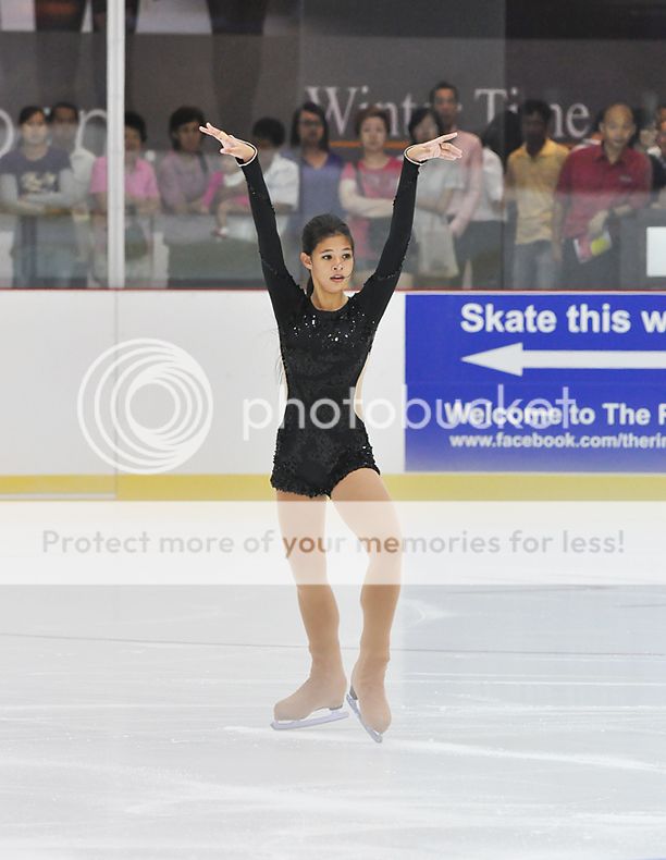 Disco Ice Skating at The Rink JCube